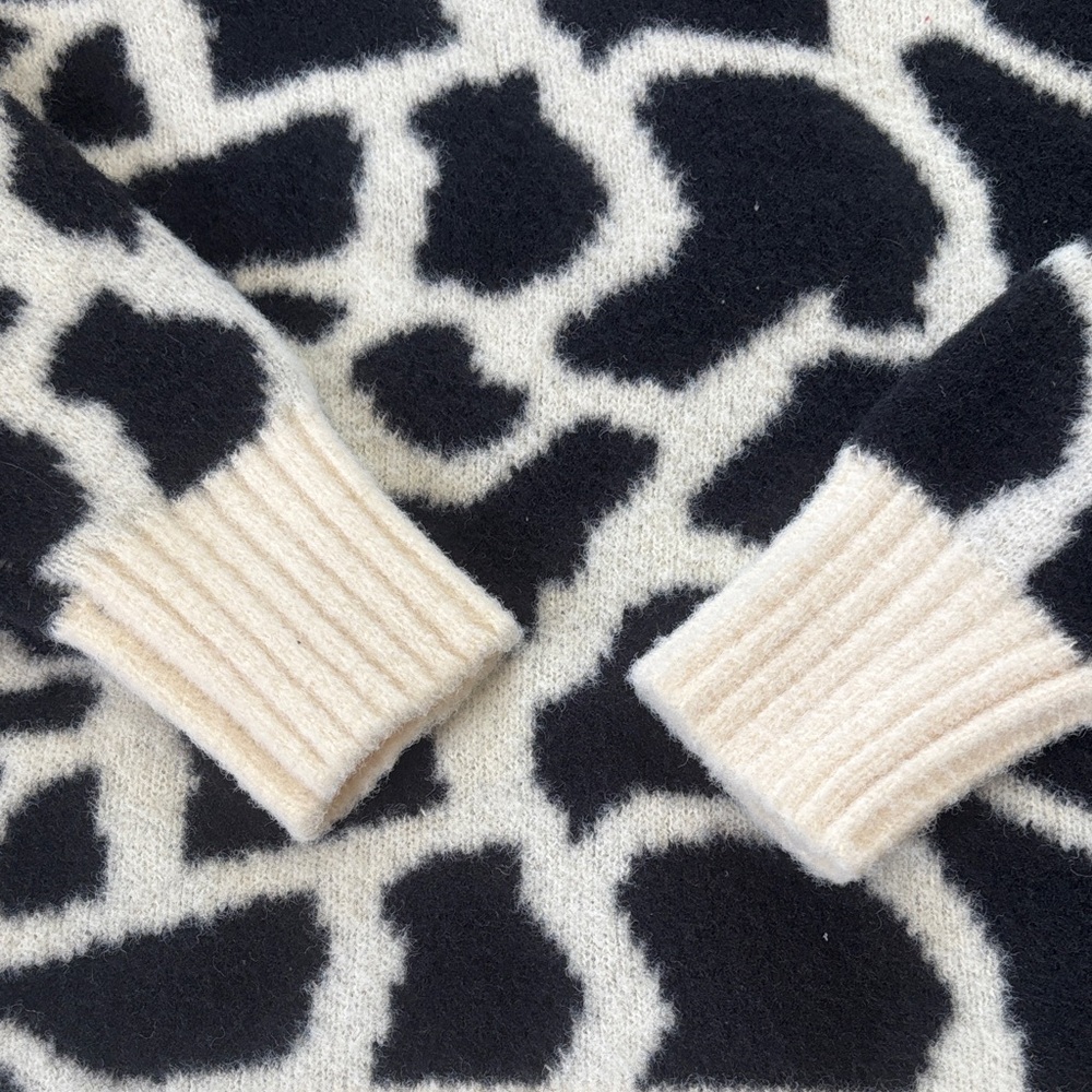 NWT Loft size small cow print sweater - Picture 4 of 6